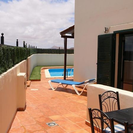 Villa Con Piscina Cerca De Las Dunas De كوراليهو المظهر الخارجي الصورة