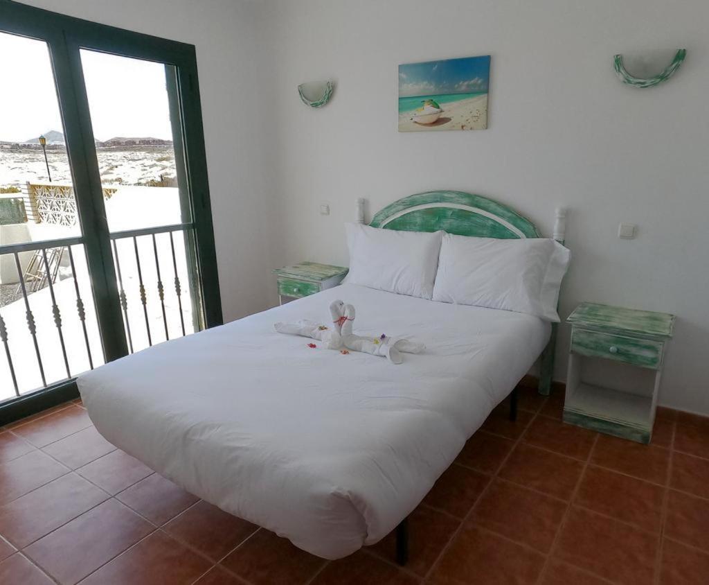 Villa Con Piscina Cerca De Las Dunas De كوراليهو المظهر الخارجي الصورة
